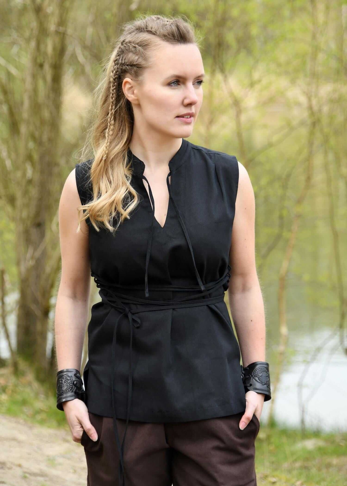 MEDIEVAL LARP BLOUSE, SLEEVELESS - BLACK - Game On Board