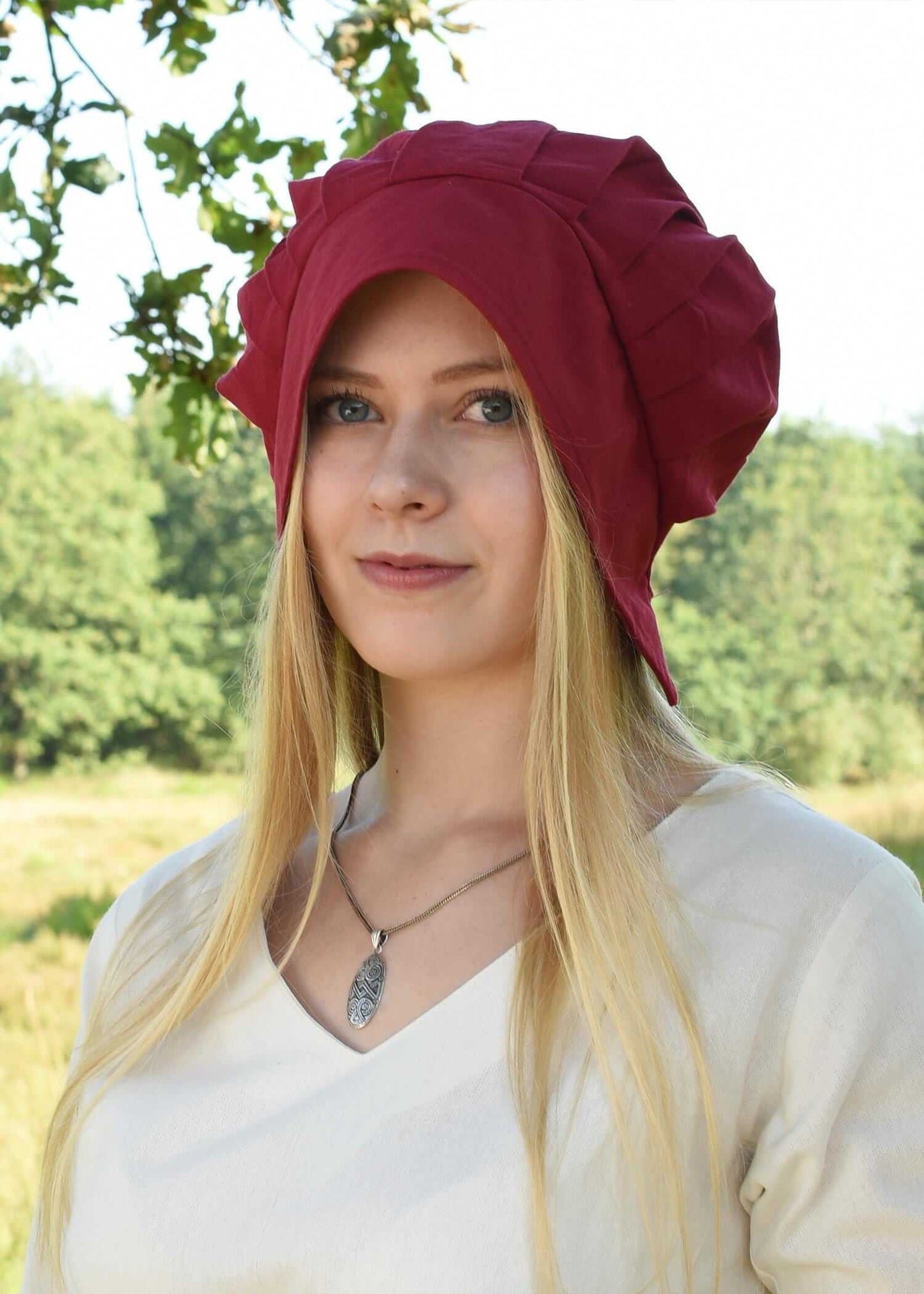 AUTHENTIC MEDIEVAL HOOD WITH PLEATS - Game On Board