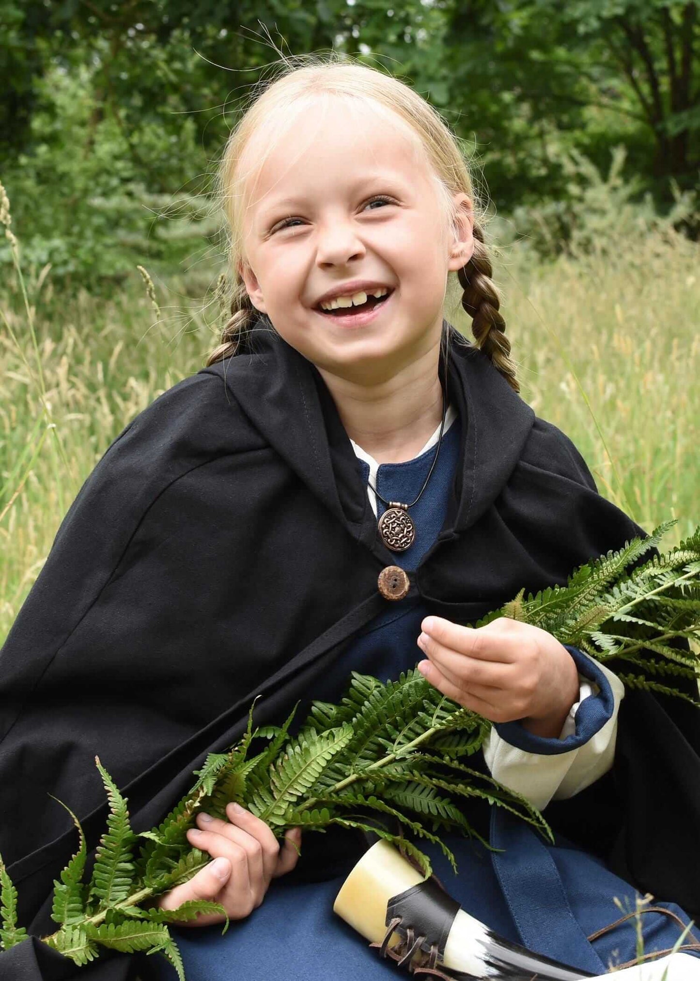MEDIEVAL CLOAK FOR CHILDREN - Game On Board