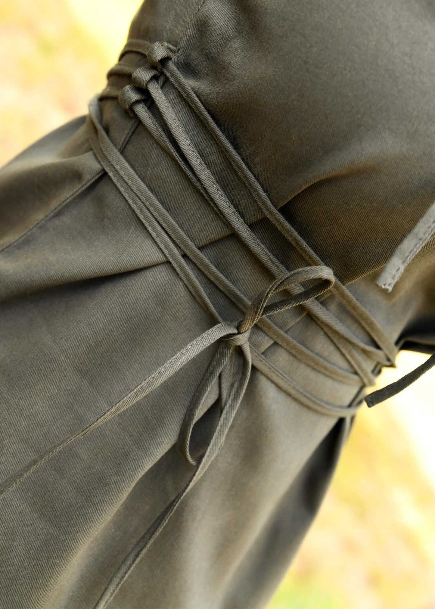 MEDIEVAL LARP BLOUSE FOR HISTORICAL REENACTMENTS, SLEEVELESS, OLIVE GREEN - Game On Board
