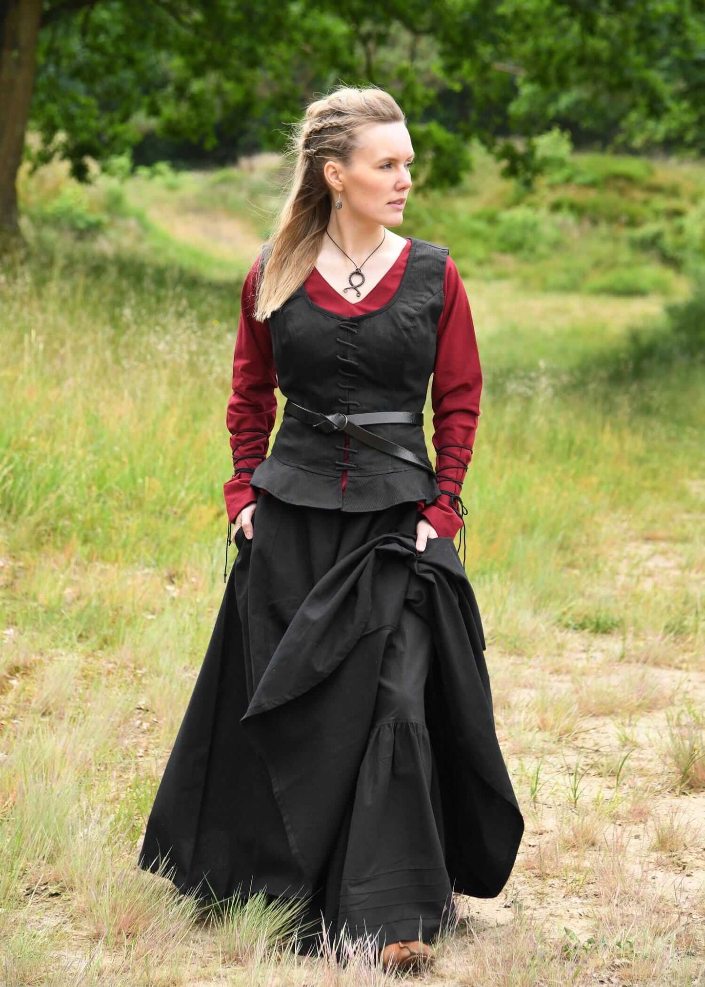 MEDIEVAL BLOUSE WITH LACES - WOMEN'S LARP SHIRT - BORDEAUX - Game On Board