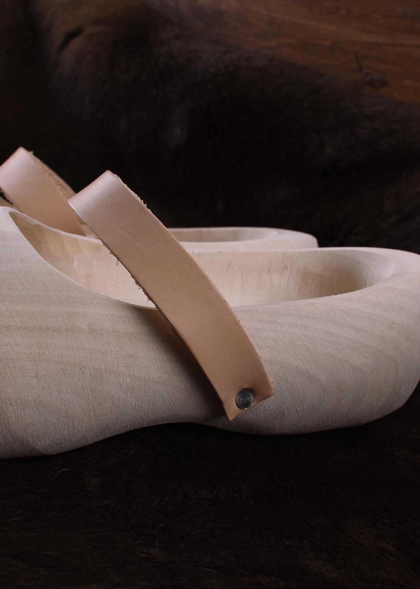 WOODEN FARMER SHOES FOR LARP - WITH LEATHER STRAP - Game On Board
