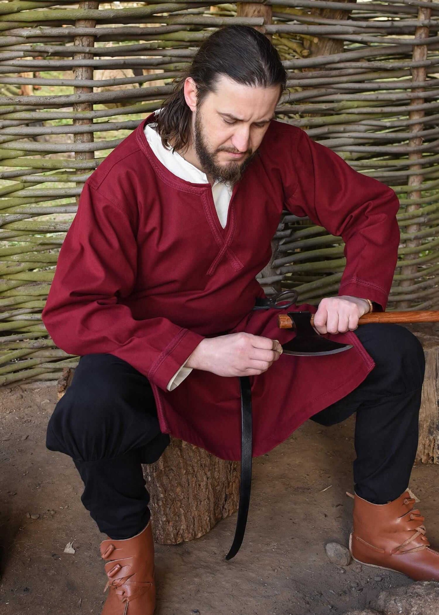 MEDIEVAL TUNIC FOR LARP WITH TRIM - WINE RED - Game On Board